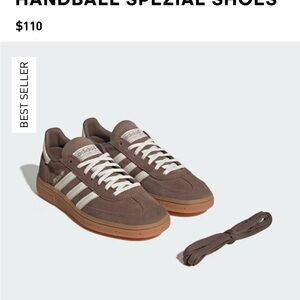 Adidas Handball Spezial Color: Earth Strata / Off White /Gum